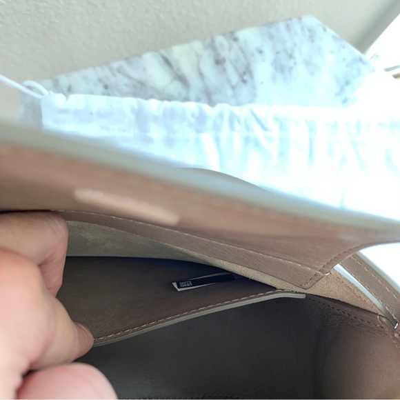 Chloe Kiss Bag in Motty Grey / Taupe with Gold Sculptural Hardware Small Bag - Picture 14 of 16